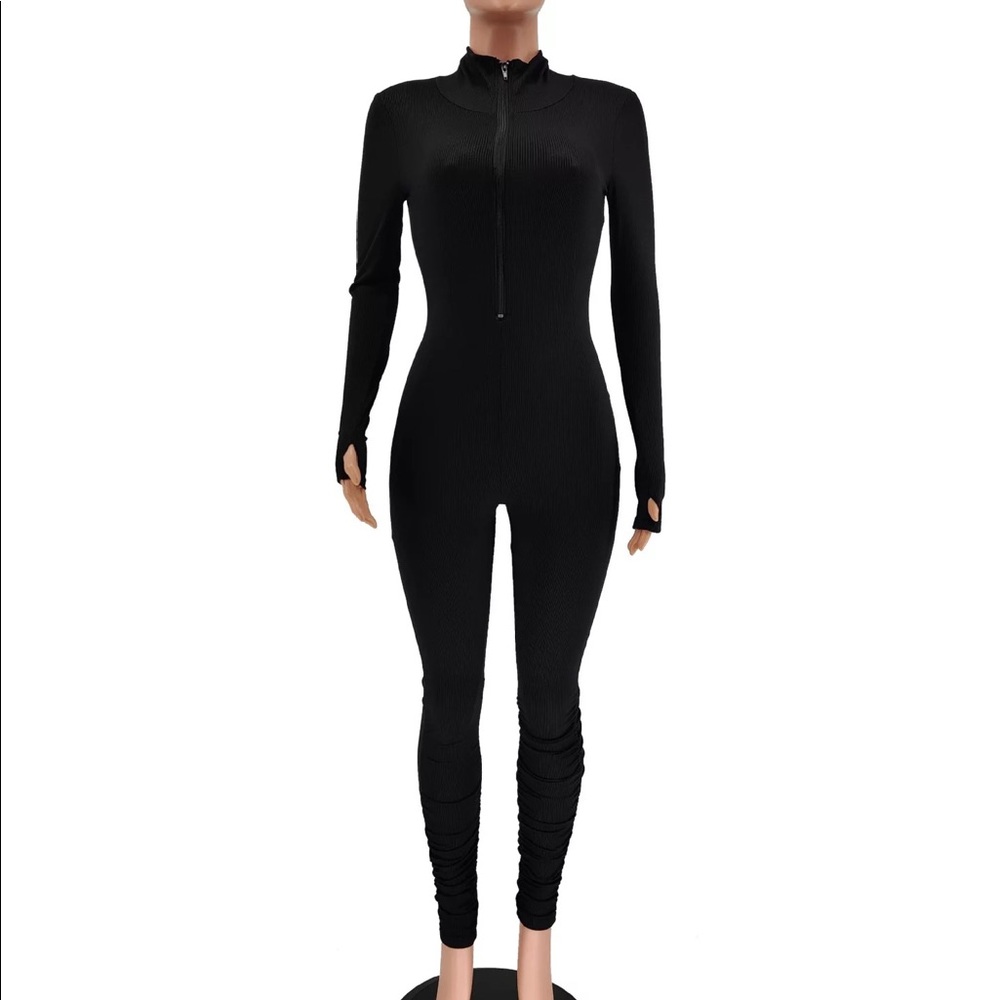 LARGE ⚡️BRAND NEW/ Ribbed slim-fit body-con jumpsuit - Picture 2 of 9